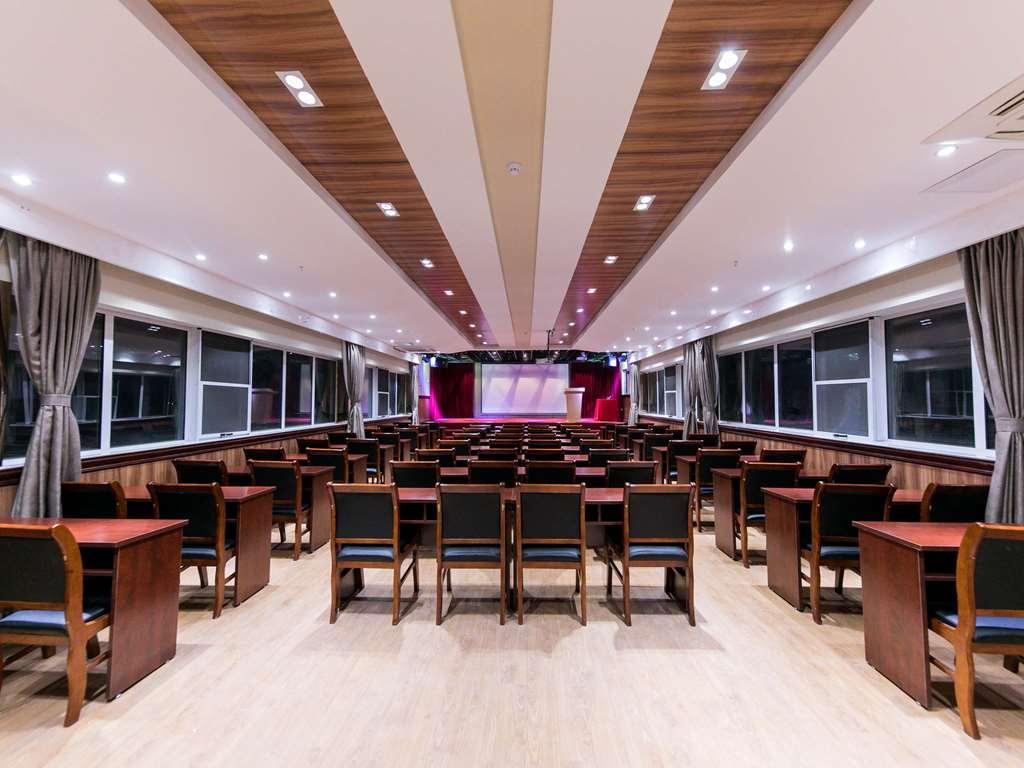 Hotel Ibis Nantong Qingnian Facilidades foto